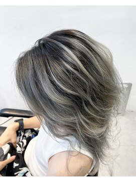 エイト 北千住店(EIGHT) コントラストバレイヤージュ