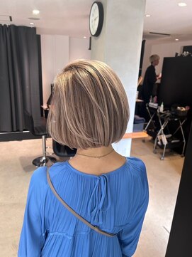 ロイス 神宮前(ROIS) 透明感ベージュカラー/ダブルカラー/ケアブリーチ[表参道駅]