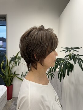 エレ 博多(ere) 大人ショートウルフ