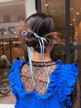 カグヤヒメ ドゥイ(kaguyahime doui) ツインタイトシニヨンお呼ばれヘアアレンジカチモリ