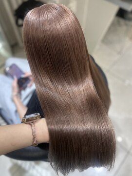 ユーフォリア 池袋東口駅前店(Euphoria) 秋冬おすすめ ベージュカラー