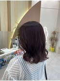 ピンクベージュ