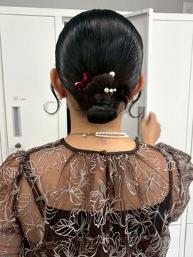 ヘアアレンジ カチモリ シニオン 編みおろし 結婚式 お呼ばれ