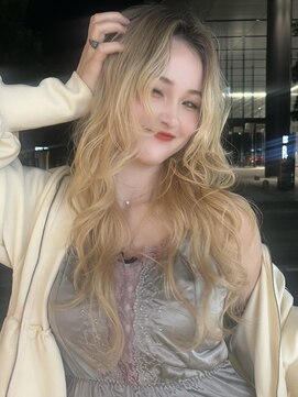 ソレイユトウキョウシブヤ(SOLEIL TOKYO shibuya) ロングレイヤー韓国風ヨシンモリミルクティーゴールド