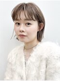 ボブ　ブリーチカラー　ベージュカラー