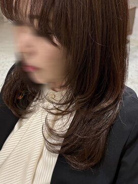 サンバイセライロ 千葉(SAN. by celilo) ミディアムレイヤー*レイヤーカット/千葉駅/MINA