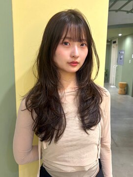 ウタ 大通×レイヤーカット×ショコラグレージュ