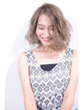 バズ ヘアーメイク(buzz Hair make) [buzz- Hair make] ダブルカラー（ボブ）