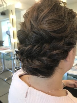 アール サロン ナゴヤ(Rr SALON NAGOYA) パーティーアレンジ♪