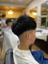 ヘアー クリエイト 縁(Hair Create en)&nbsp;フェード前下がりスタイル