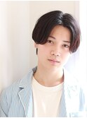 トレンドのセンターパートスリークヘア