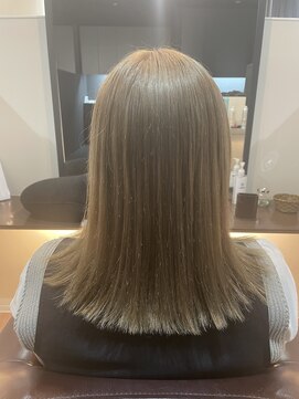 アスール(AZUL) ハイトーン外ハネボブ