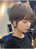 【Laff】新宿 20代30代40代 前下がりショートボブ 丸みショート
