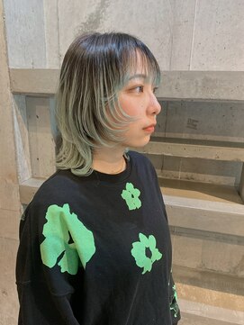 ココモ(KOKOMO) ミディアムウルフ×ミントグリーン