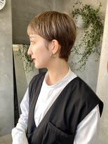 テトヘアー(teto hair) ブラウンベージュ くすみ ケアブリーチベリーショート