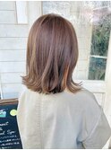 ミディアム外はねスタイル暖色カラーインナーオレンジ埼京線赤羽