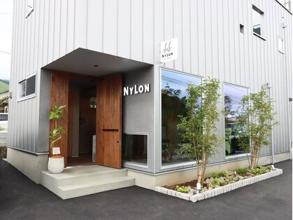 ナイロン(NyLon)の写真