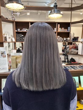 ルイ(ROUIS produced by LUCK 津田沼) カール/セミディ/シアーカラー/姫カット/ラベンダーグレー