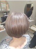 ショートボブ