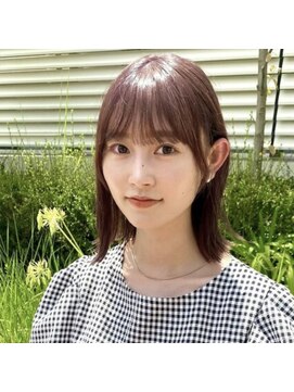 ぱっつんボブxピンクベージュ