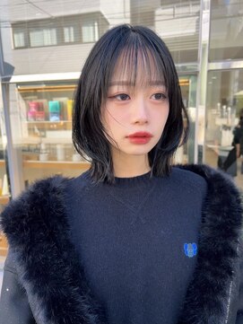 ピークアブー ワン(PEEK-A-BOO ONE) レイヤーボブバッサリイメチェンブルーブラック