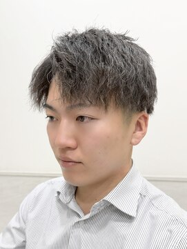 ヨシザワインク プレミアム 築地店(YOSHIZAWA Inc. PREMIUM) アップバングツイスパショートカジュアルメンズパーマ