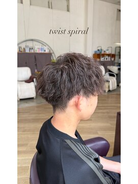 シード(SEED) 長崎 ツイストスパイラルパーマ マッシュ