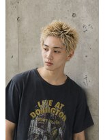 ユニオンデュオ 栄(Union Duo)&nbsp;メンズハイトーンブリーチ金髪ショート×スパイキー束感スタイル