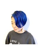 [prankster]ショッキングブルーのビビッドショート