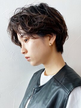 アイティー バイ アルバム 中野店(IT by ALBUM) ハンサムショート_オリーブカラーハイライトカラー_ba307881