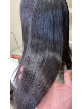 サローネデ アグスティナ バイ サンバンチ(salones de agustina by sanbanchi) 【agustina 明石大久保】髪質改善酸熱トリートメント