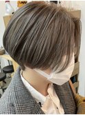 【cuzKLUB】ブリーチシアーグレージュ×前下がりショート