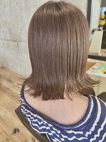 スロウ(SLOW)&nbsp;外ハネ/ミディアムボブスタイル