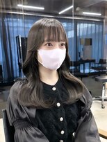 アリュウル 表参道 青山(Allure) 小顔に見えるくびれヘア レイヤーカット 透明感カラー KAKO