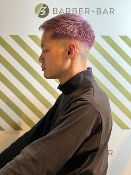 バーバーバー アカバネ(BARBER-BAR AKABANE) ハイトーンフェードスタイル