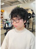 ショート×無造作パーマ×メガネスタイル[ハッシュカット]