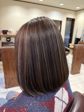 ジュエル(JEWEL) ナチュラルなハイライト