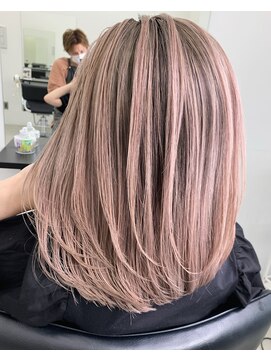 ディーエヌエー バイ エゴル(DiNA by ENGOL) 【DiNA名古屋栄】名古屋シャドールーツカラー【保存必須】