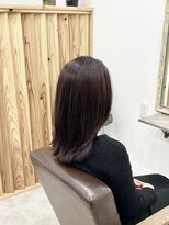 ホンネ(honne.)&nbsp;チョコレートブラウン×ミディアムレイヤーカット×小顔カット
