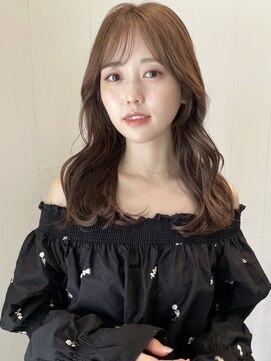 オーク 学芸大学(OAK) 大人可愛い巻き髪ヘア シースルーバング ハイトーンベージュ