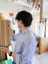 ディッセンバー 伊勢崎(December)&nbsp;メンズ/ブルーブラック/フェザーパーマ/ニュアンスパーマ/