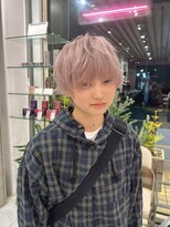 ディーナ(D'na) 【D'na×古屋】ホワイトピンクベージュ×ショート