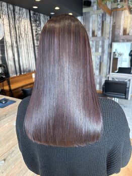 ソウソウヘアースタジオ(so/so hair studio)の写真/厳選薬剤でサラサラな質感…地毛のような自然なストレートならso/so♪[久留米]