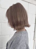 トイロ(toiro)&nbsp;レイヤーカットミルクティーベージュブリーチカラーダブルカラー