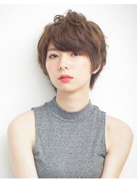 メルクマール(MERKMAL) グレージュショート