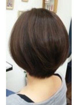 グリーンルーム(green room) ★軽めのボブで夏を乗り切る★