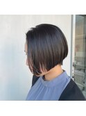 前下がりショートボブ