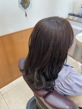 バディー ヘアー(Buddy Hair) ♪透けアッシュの上品セミロング♪