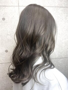 オアシス ガーデン 上野店(Oasis GaRDEN) 赤味が苦手な方に！アイスグレーラテ