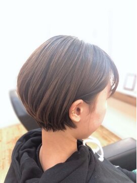 アミー(ami) 耳掛け2wayショート☆彡